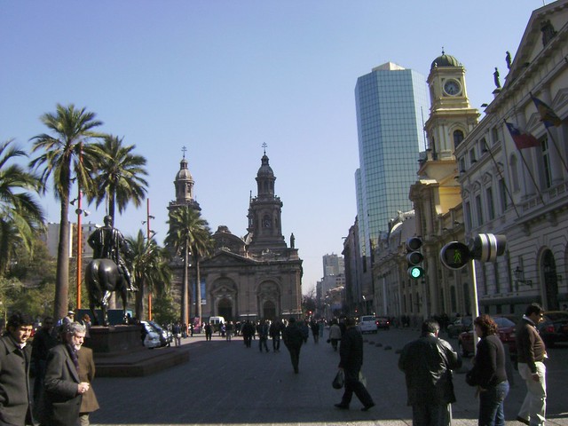 Catedral, Plaza de Armas/Cathedral, Santiago de Chile - www.meEncantaViajar.com