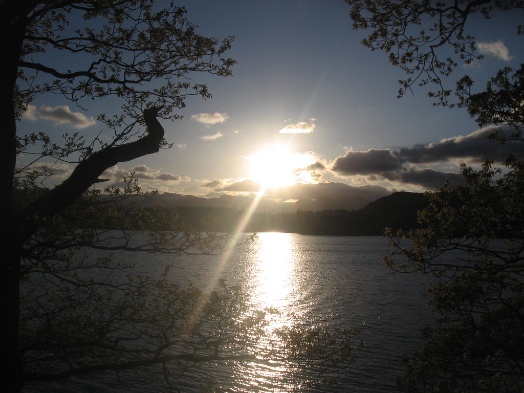 Sunset - Lake Windermere | Revolution_Ferg | Flickr