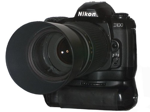 Nikon D100 by Awesome Photography