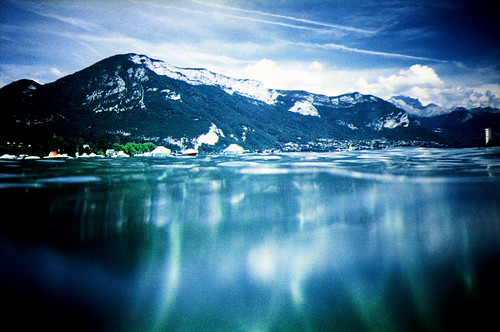 blue sky lake mountains annecy water clouds landscape lomo lca xpro crossprocessed xprocess slide lomolca 100 agfa agfaprecisa vignette frogeye deserted agfaprecisa100 sealevel lomodxx precisa precisa100 лomo lomodxxwall