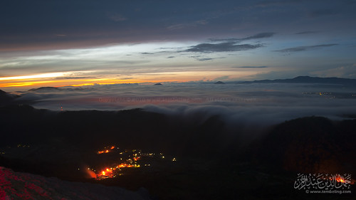 morning clouds sunrise indonesia volcano moutains sumatera berastagi sibayak luarbiasa