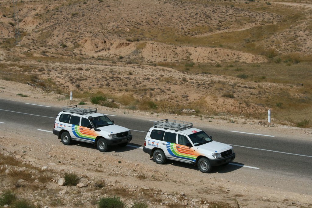 SUV ou 4x4 sud Tunisie pour explorer les dunes et pistes