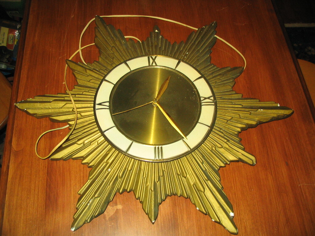 I will re-paint the spiky part of the clock as it is chipp…
