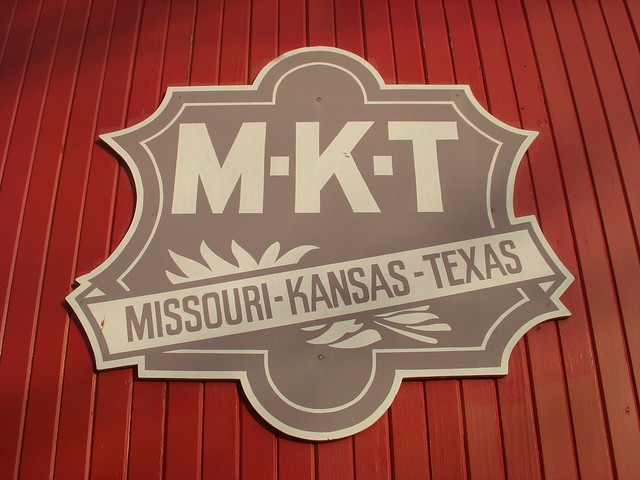 M-K-T Missouri-Kansas-Texas train logo