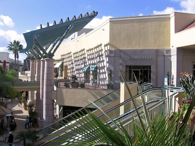 Fashion Valley Mall, The Largest Mall In San Diego, California Stock Photo,  Picture and Royalty Free Image. Image 25054558.