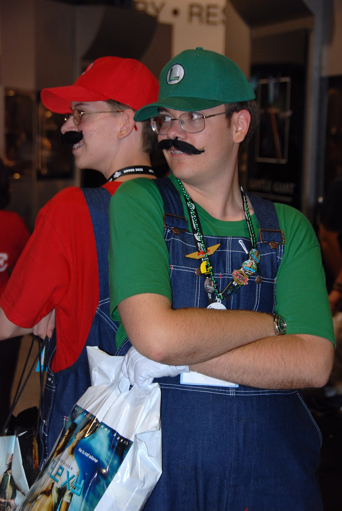 Mario and Luigi | San Diego Comic Con 2007, Saturday | McAliens Family ...