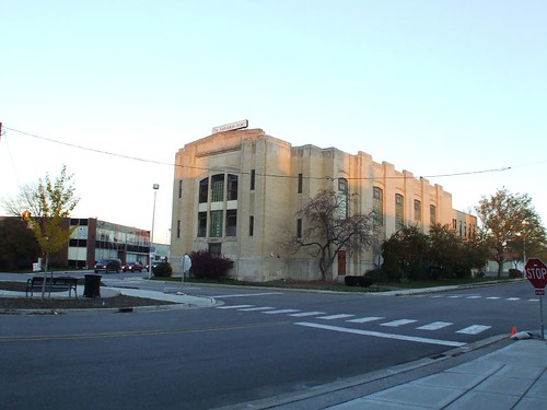 Salvation Army building, Pontiac, Michigan Salvation Army … Flickr