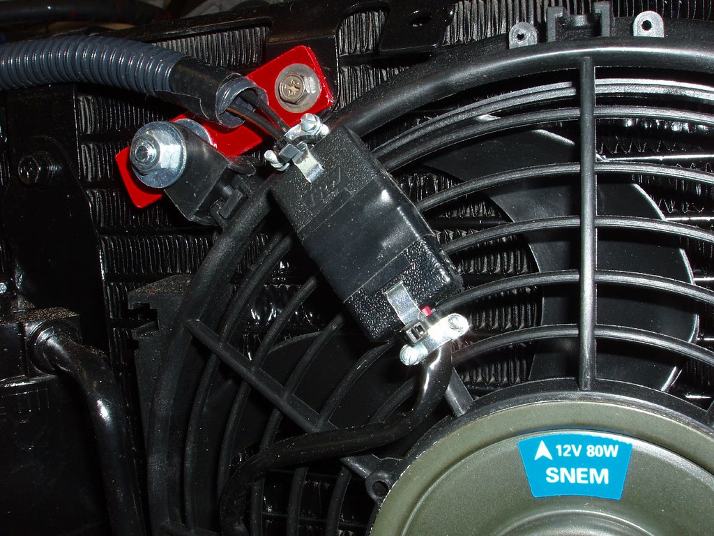 06.11.19 range rover radiator (35) | mtneer_man | Flickr