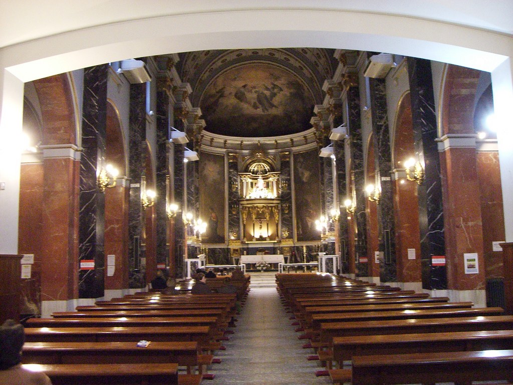 Parroquia de Nuestra Señora de Covadonga (Madrid) Comunida… | Flickr