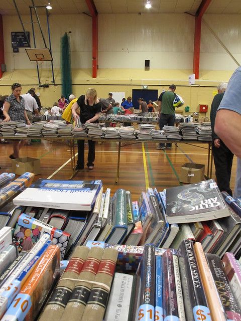 2010 Library book sale