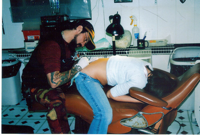 Tattooing the tribal star