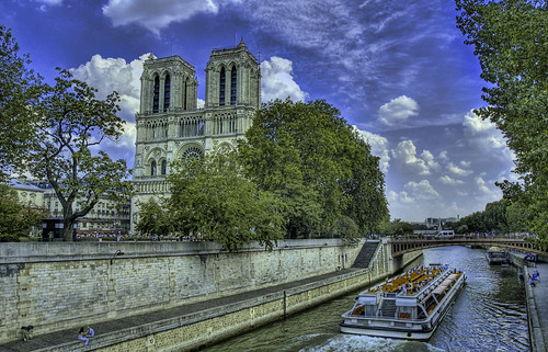 Notre Dame from the Seine by Trey Ratcliff