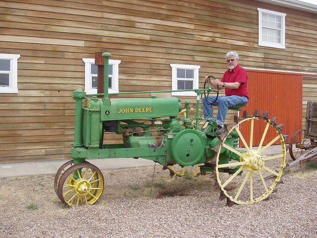 Mennonite Farm Equipment (3)