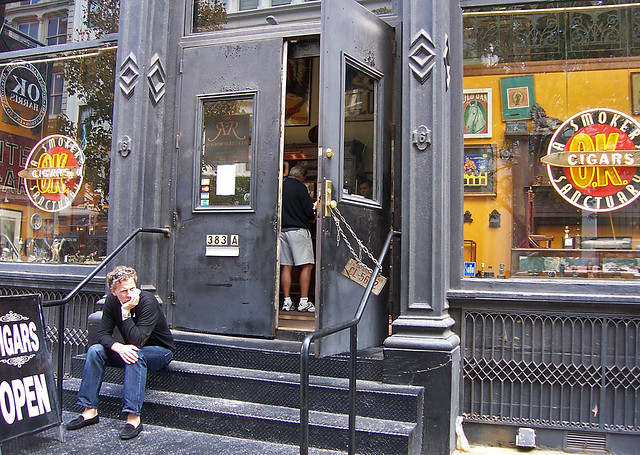 OK Cigars in NYC (exterior)