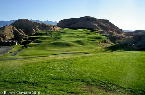 Falcon Ridge, Mesquite, Nevada by RobertCiavarro, 031 Mesquite
Nevada
October 26, 2010
Pentax OptioSVtravel nevada 2010 mequite