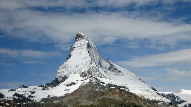 Matterhorn - Mont Cervin - Monte Cervino ( VS - I - 4`478 m - Erstbesteigung 1865 - Viertausender - Berg montagne montagna mountain ) in den Walliser Alpen - Alps bei Zermatt im Kanton Wallis - Valais der Schweiz und Italien