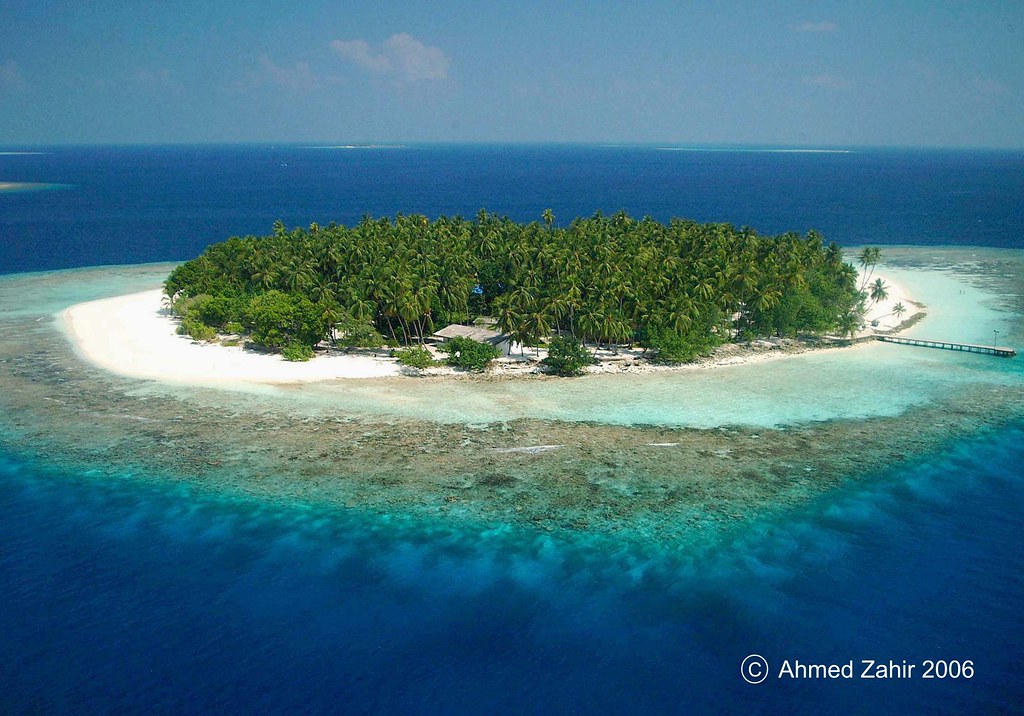 MALDIVES... the sunny side of life.