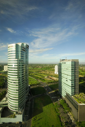 city building architecture geotagged philippines alabang allanimal geo:lat=1441977 geo:lon=121037917 calabarzon