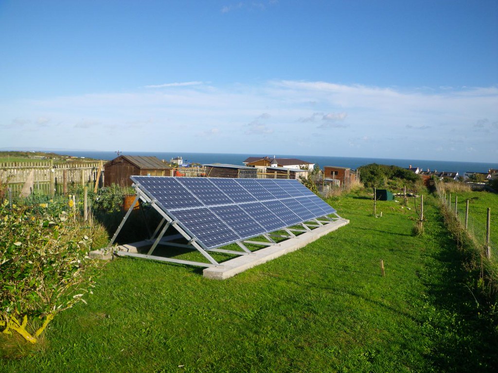 Dorset Garden Power | One of the recent ground mount systems… | Flickr