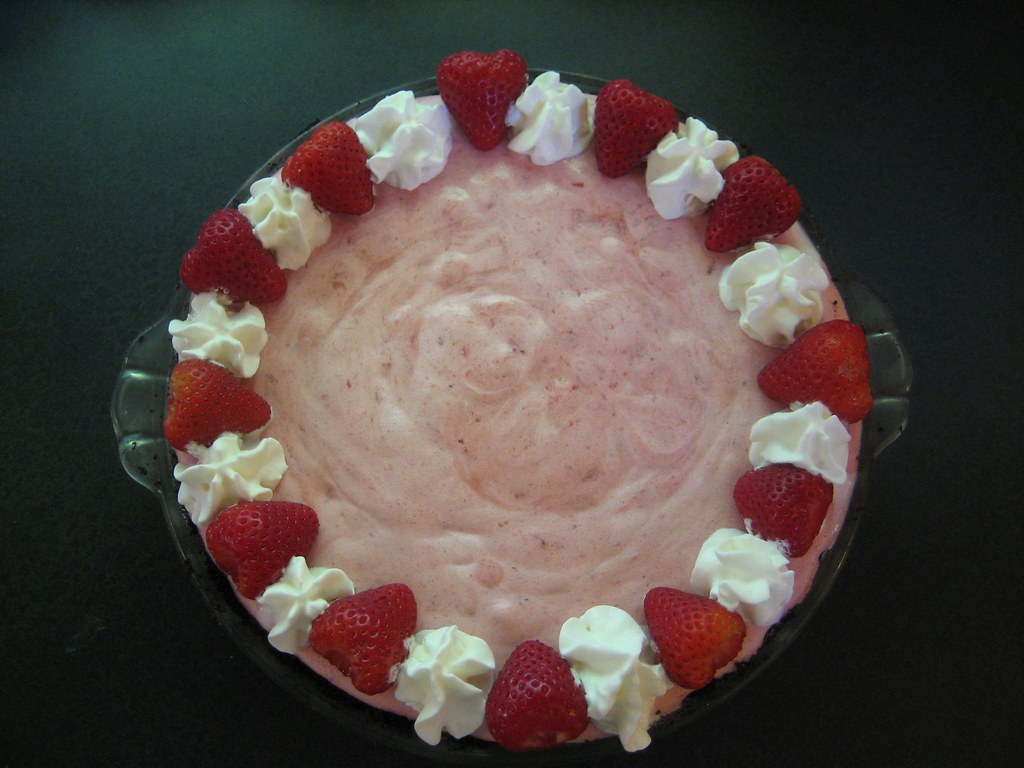 Strawberry Chiffon Pie AERIAL VIEW | Strawberry Chiffon Pie … | Flickr