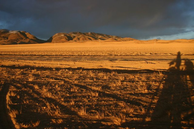 Tibetan sunset. Horchu. Western Tibet.