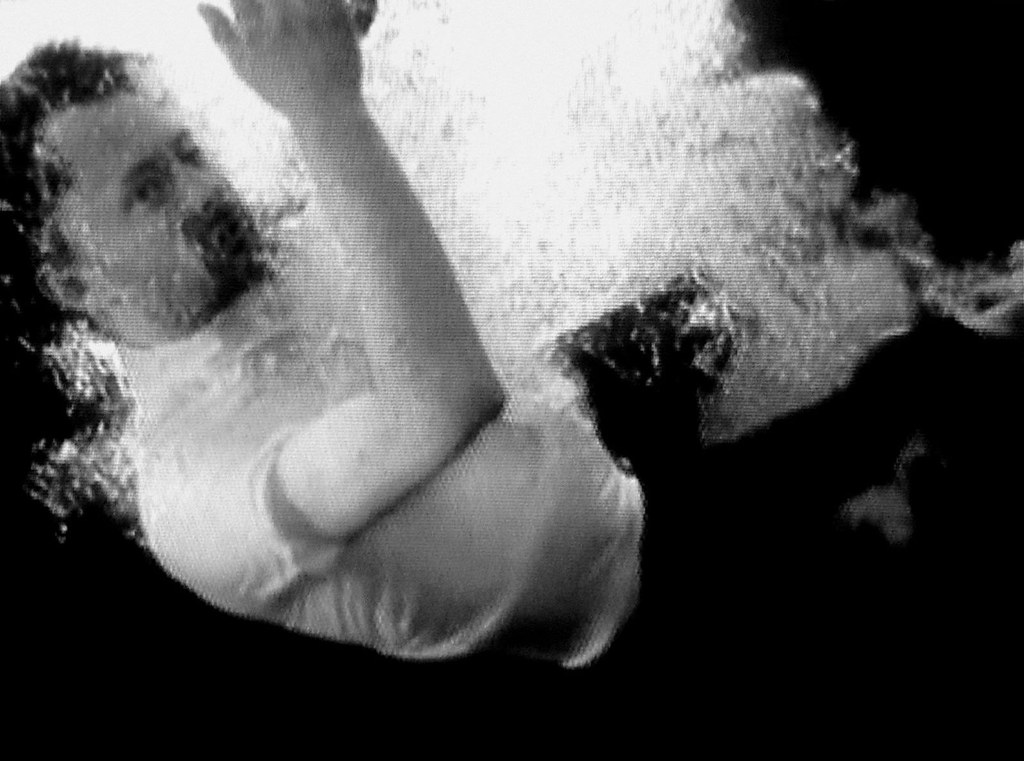 Black&White Screenshot: Thom Yorke - Harrowdown Hill
