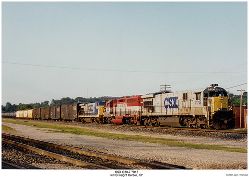 CSX 7013, EMD 203 & CSX 3003B | Scanned 35mm Print Photo tak… | Flickr