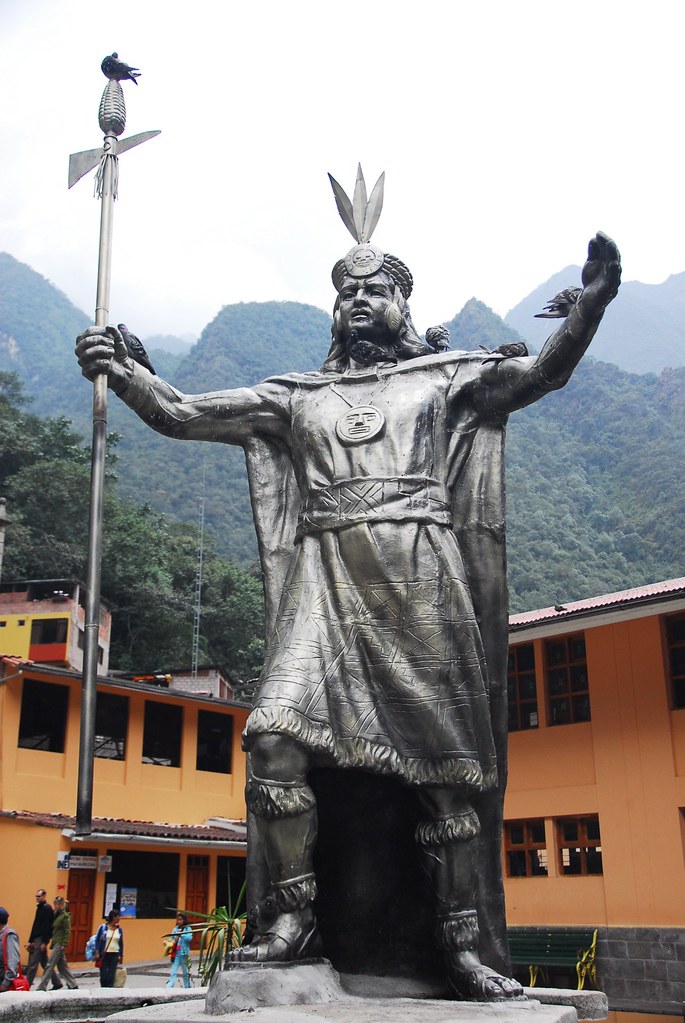 Statue of Pachacuti Inca Yupanqui | He was the ninth Sapa In… | Flickr