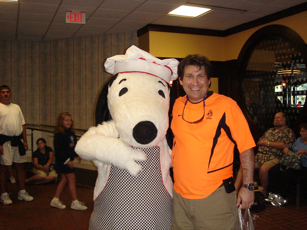 Cedar Point Martin and Chef Snoopy at The Breakers Hotel | Flickr