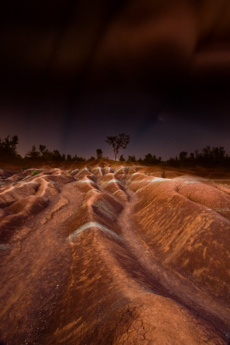 Chaotic by joseongpin, Cheltenham Badlands in Caledon. I got my Sigma 10-20 to try out shooting at this interesting place a