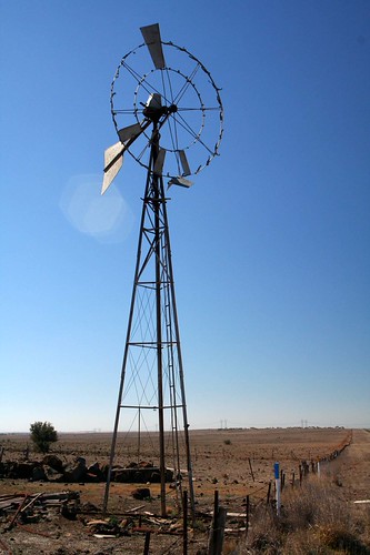 20070310_0763 windmill | by williewonker