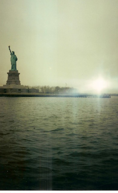 1995 NYC: statue of liberty 3
