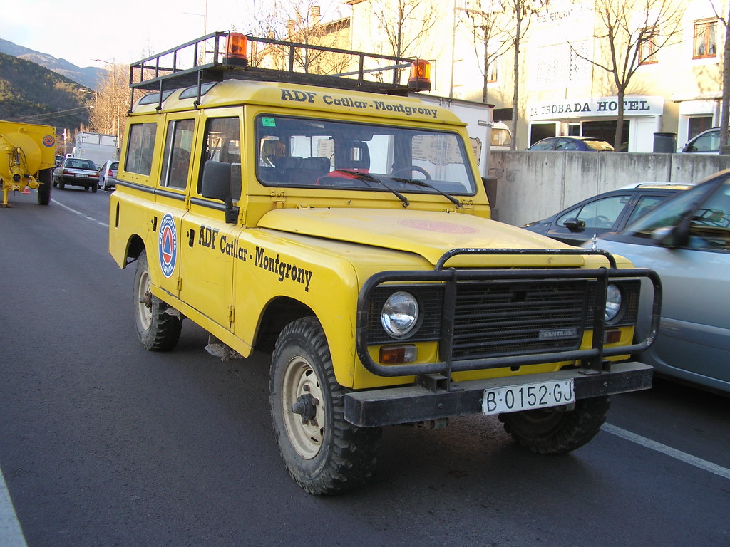 Land Rover de Protecció civil de Ripoll | xmaluquer | Flickr