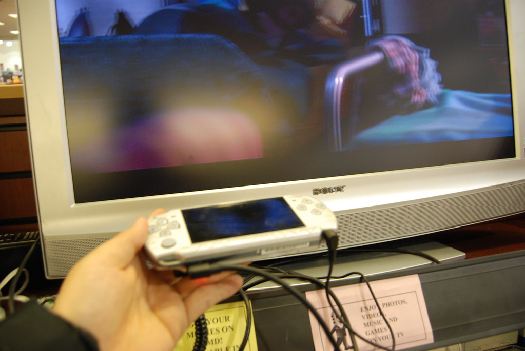 Tilfredsstille fortryde gået i stykker PSP Video on TV | The new PSP (Core 2000 series) can now out… | Flickr