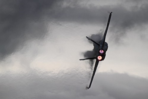 MAXIMUM VIOLENCE | by vector1771 (Hangar71.com / Aviationintel.com)