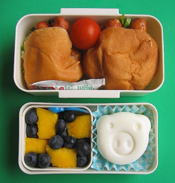 Dinner roll sandwich lunch for preschooler