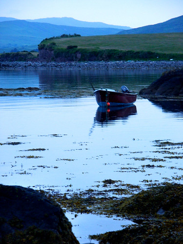 ireland irish island bay boat eire kerry kenmare ormonds cokerry southwestireland coornagillagh