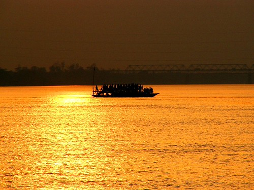 The Homebound Commuters by priyankoo, seattle sunset india rain florida bangkok gainesville hills assam northeast waldo shillong wildfire 