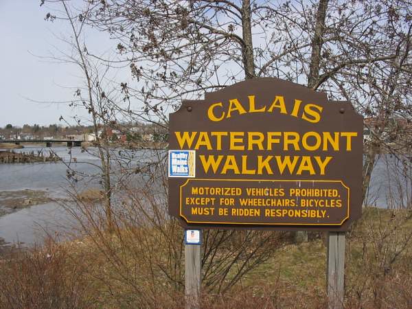 Calais Walkway Sign