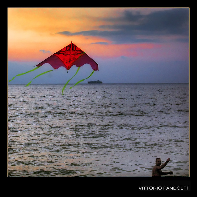 Sunset kite
