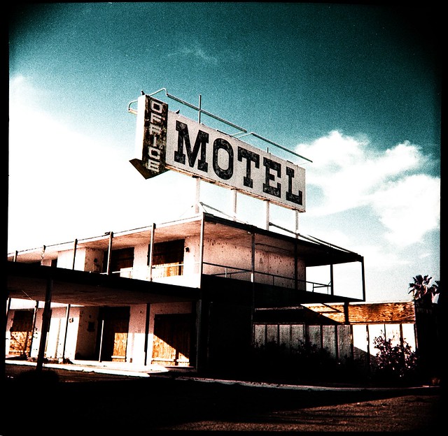 r.i.p. north shore motel