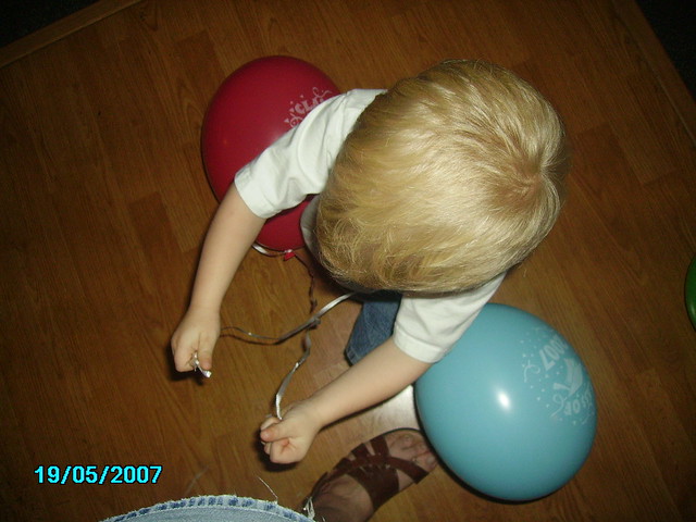 Wyatt Has 2 Balloon