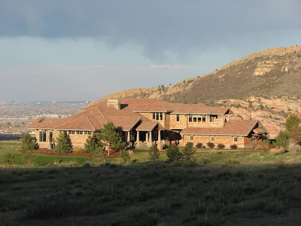 IMG_0169 Littleton, CO Deer Creek CanyonHuge hill top ho… Flickr