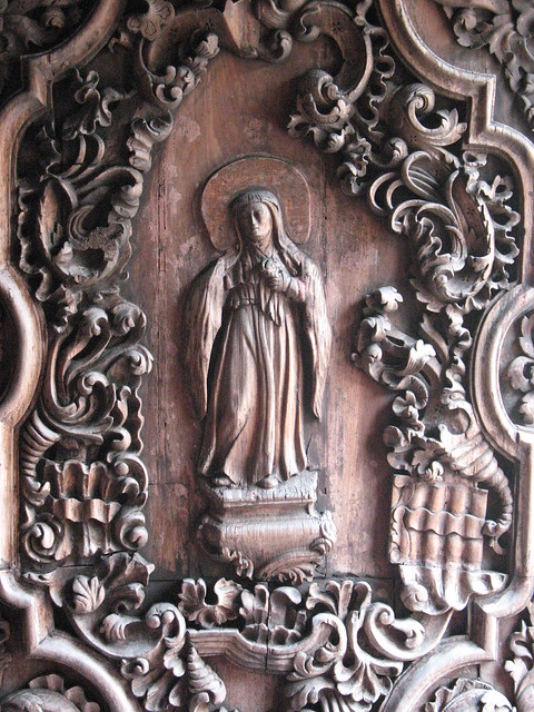 antique door carving