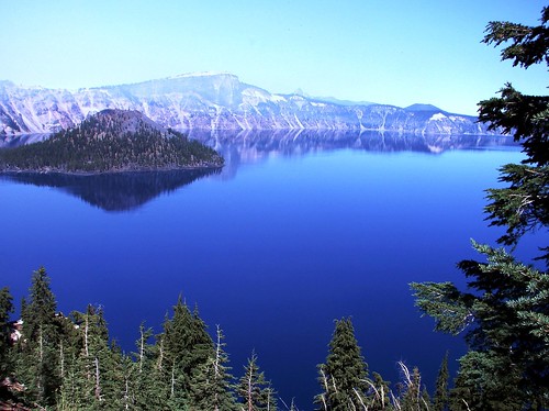 Crater Lake - Oregon by Dhillegass