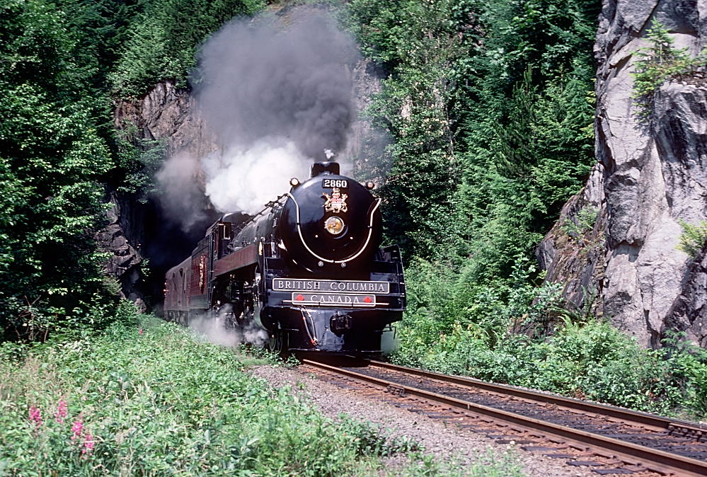 2860S_1981_28_55 | BCR Train 4, led by ex CP Royal Hudson 28… | Flickr