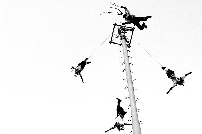 Los Voladores de Papantla | Todo un arte el hacer este espec… | Flickr