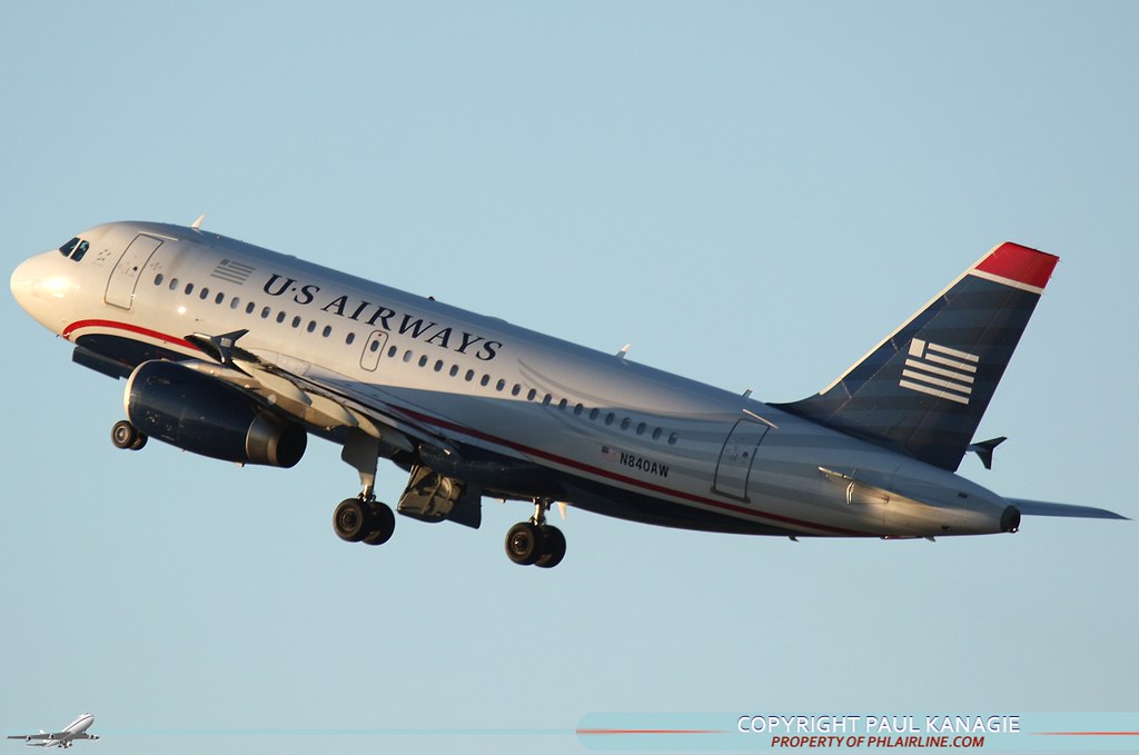 N840AW US Airways Airbus A319 132 November 9 2010 PHL PHLAIRLINE 