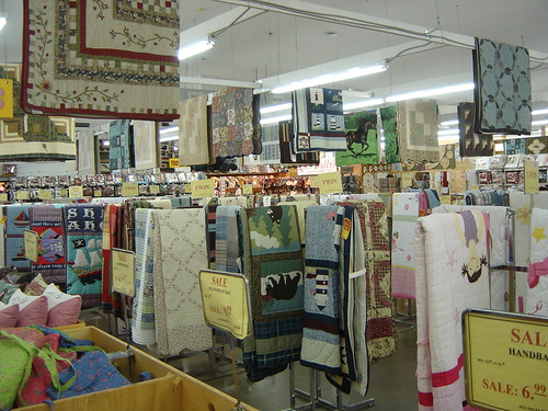 Quilt Outlet Store in Pigeon Forge, TN | harry_nl | Flickr