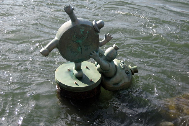 NYC - Roosevelt Island: Tom Otterness' Marriage of Money and Real Estate